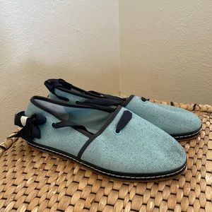 NEW Vince seascape blue beautiful canvas ankle wrap loafer flats